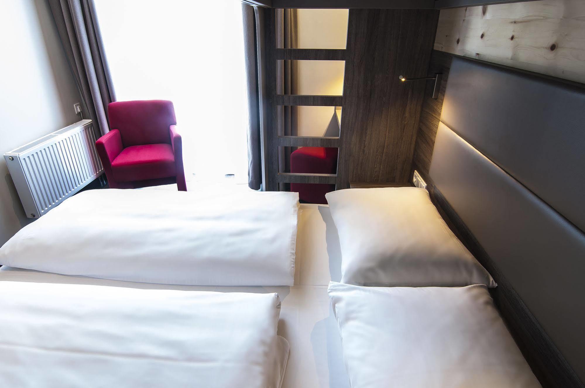 Amaro Hotel Bergkirchen  Εξωτερικό φωτογραφία